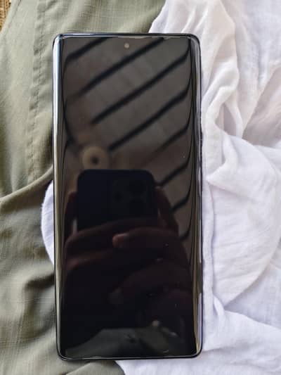 Vivo V30e