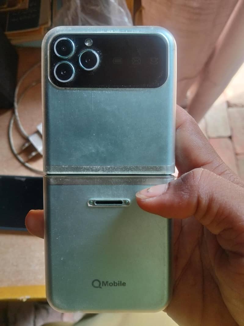 QMobile phantom 2