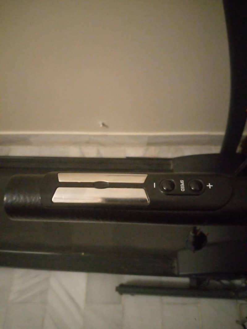 slimline treadmill 3