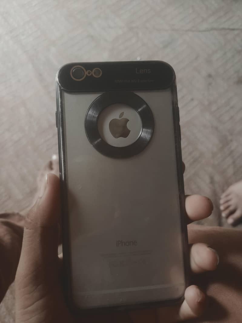 Apple iPhone 6 Plus 3