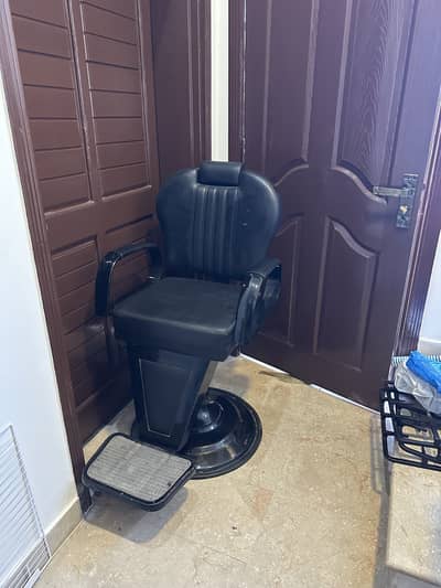 Barber Chair | Salon Chair | Saloon Chair | Cutting Chair | Parlour C