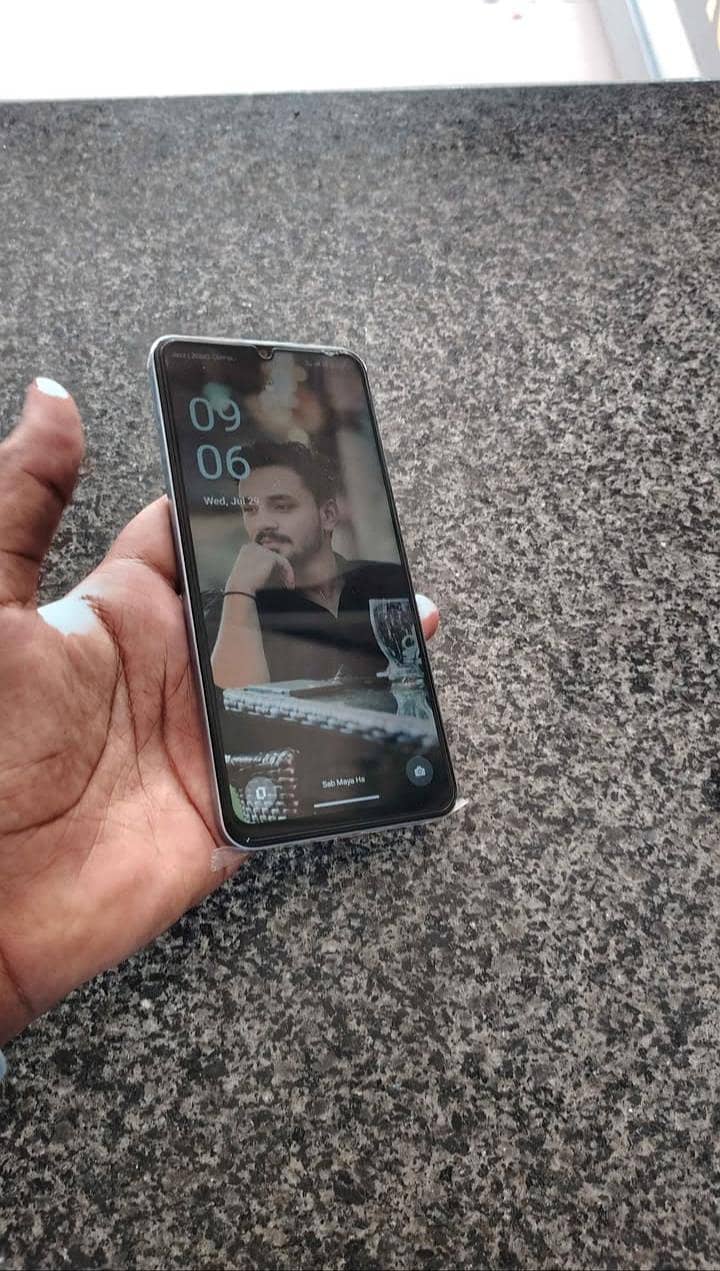 Realme Note 60 1