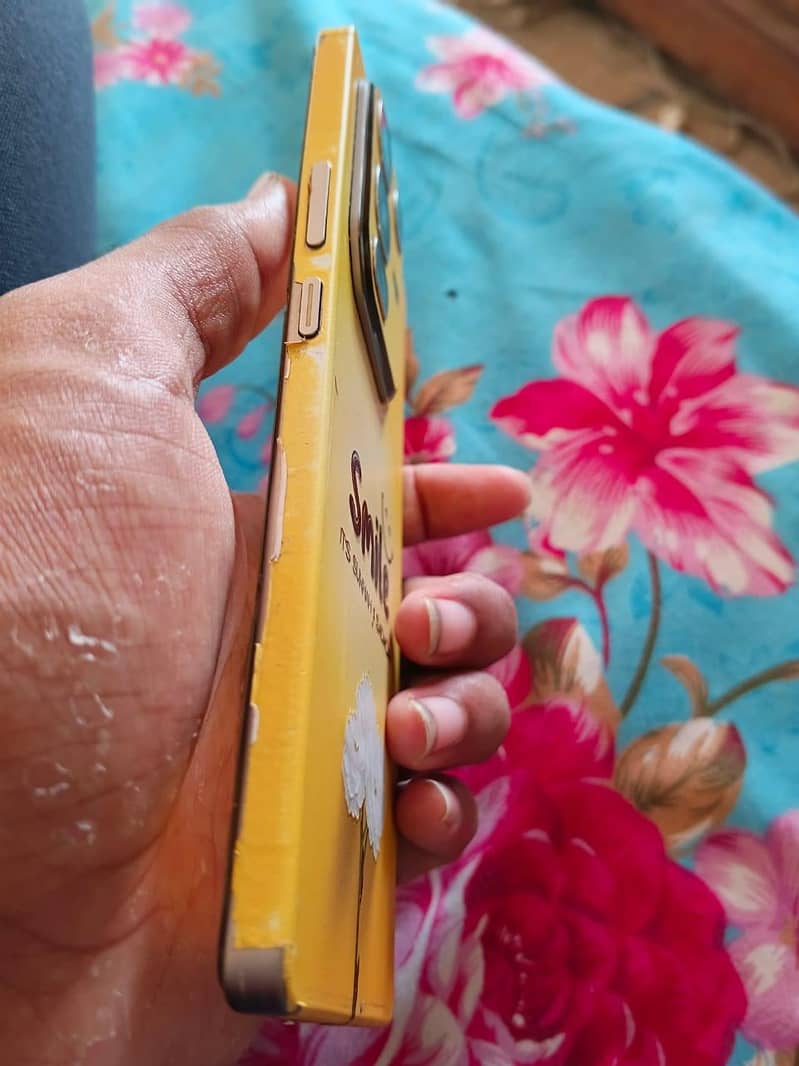 Infinix Note 50 Pro 5