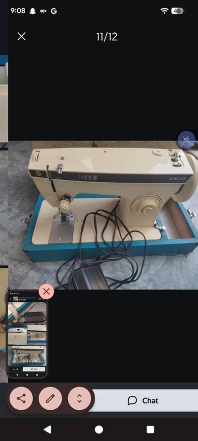 singer sewing machine with complete  box in very good condition