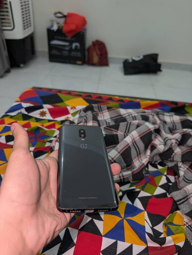 One Plus 6T 3