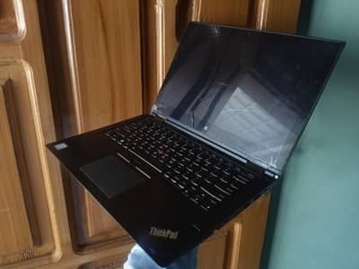 Lenovo ThinkPad Yoga 260 | Core i5 6th Gen | 8GB RAM | 256GB SSD