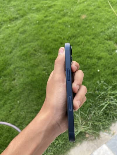 iPhone 13 jv