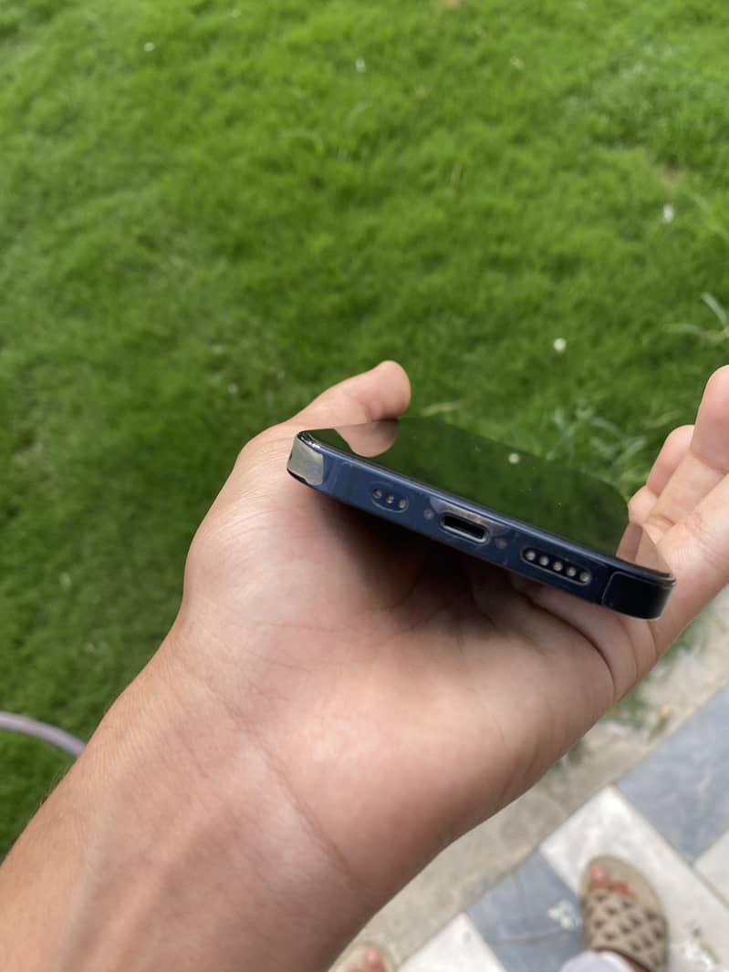 iPhone 13 jv 4