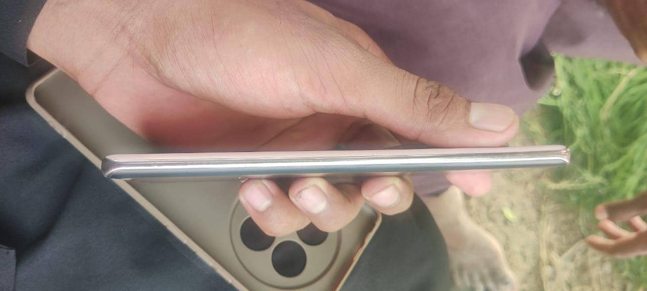 Infinix Zero 40 3