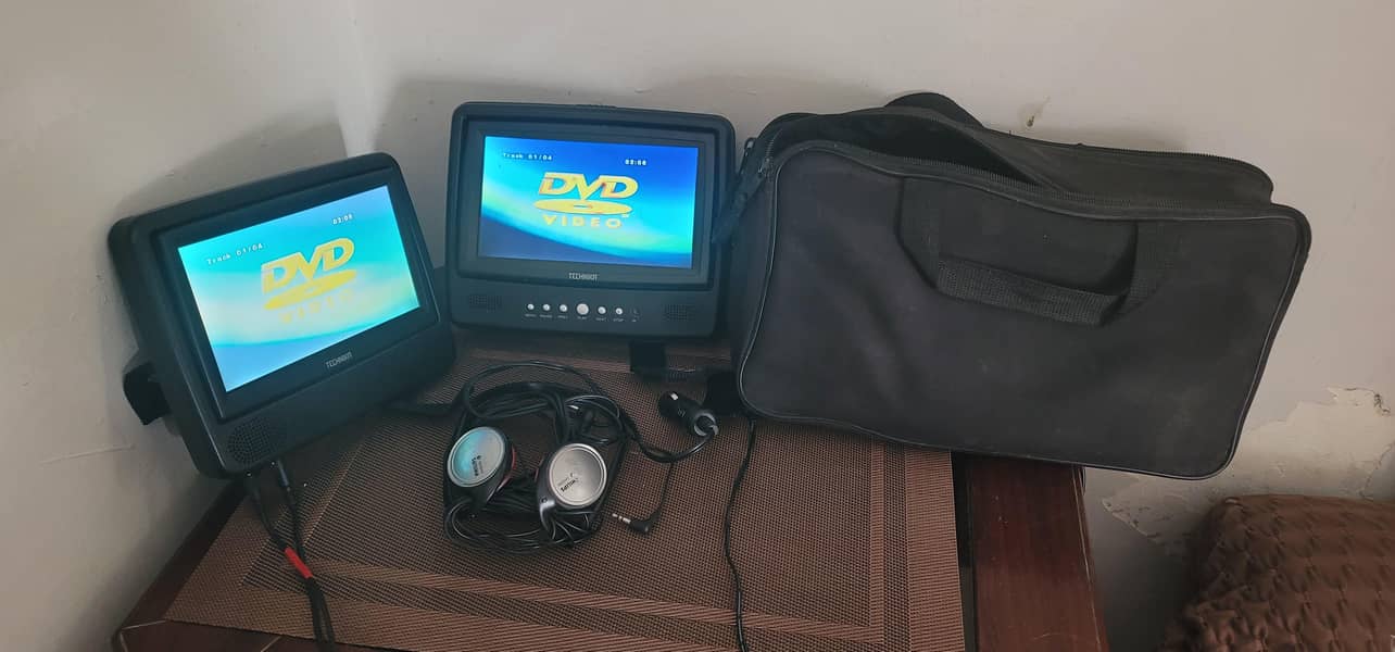 2 lcd player hai 1