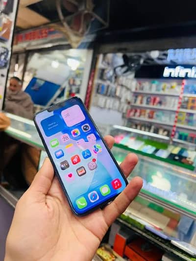 I phone 13 256GB ram memory 0326/6773/255