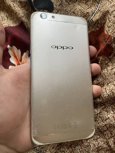OPPO F1s