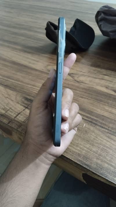 Realme C63