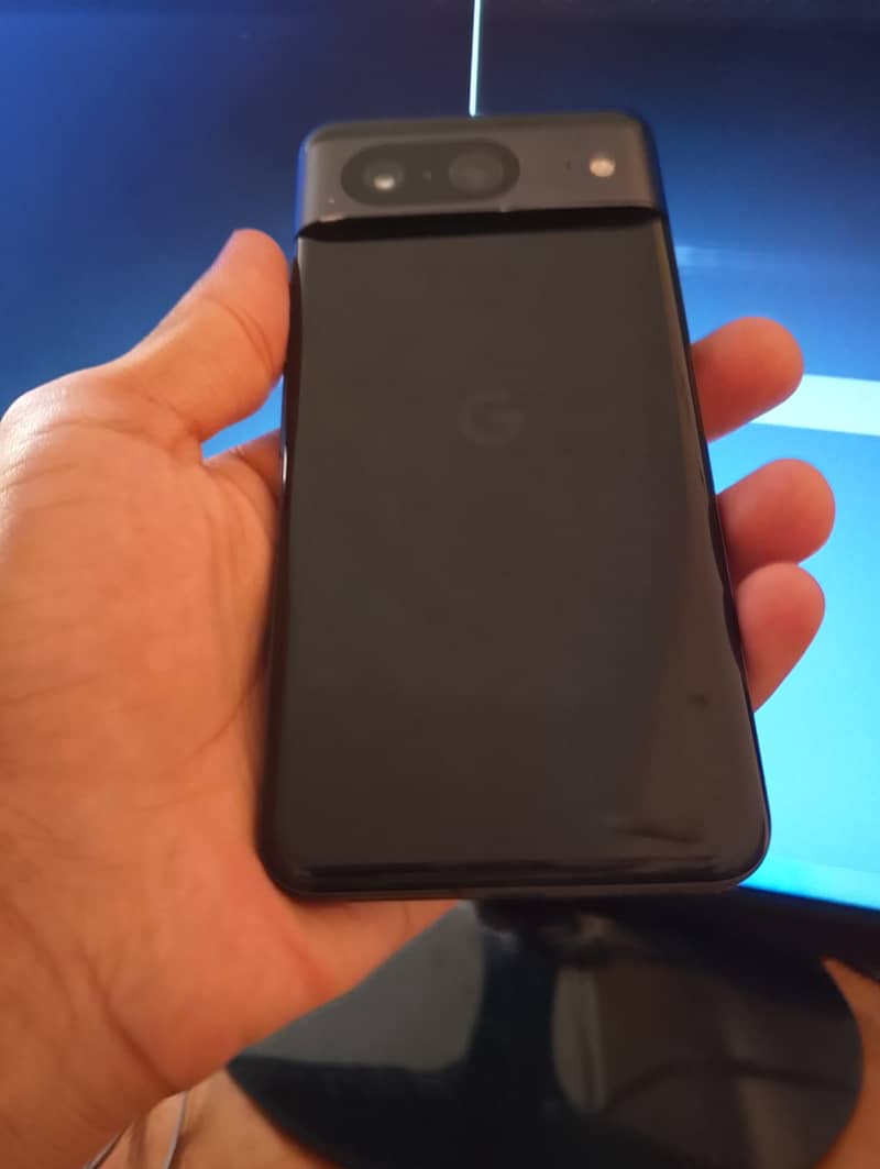 Google Pixel 8 2
