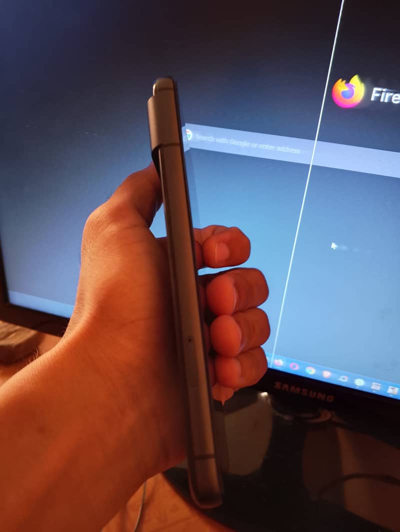 Google Pixel 8 5