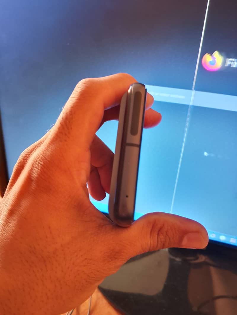 Google Pixel 8 6