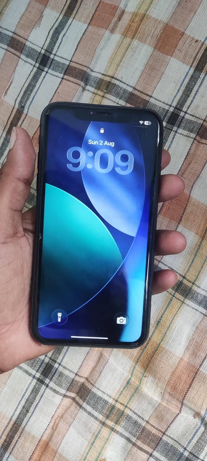 Apple iPhone 11 4