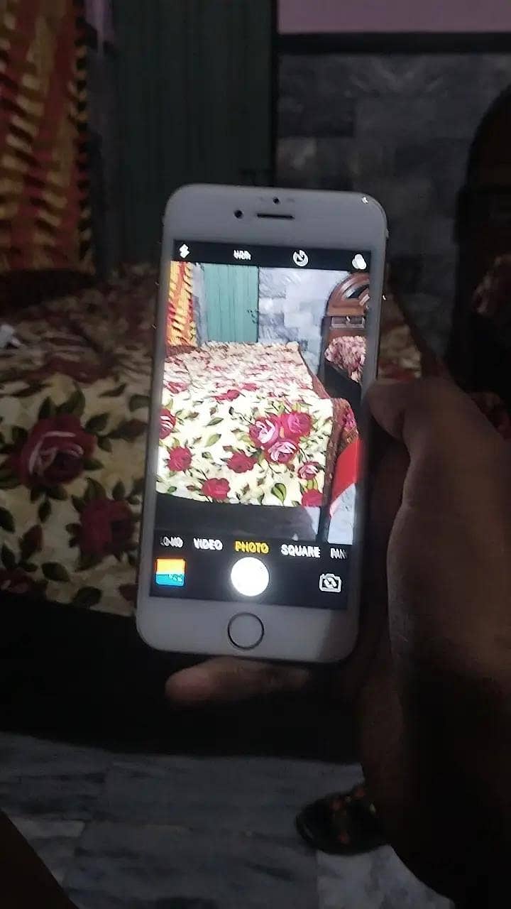 Apple iPhone 6S 1