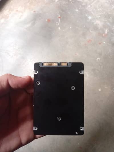 SAMSUNG SSD 256GB.