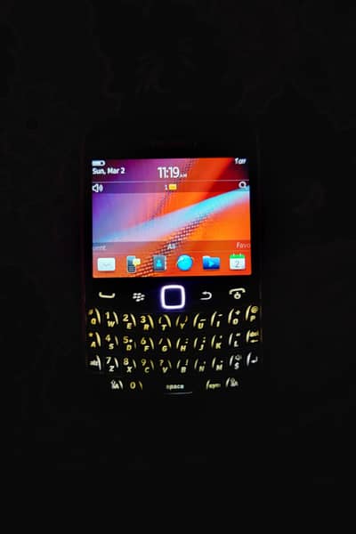 Blackberry Bold 4 9900 Non PTA Better than OnePlus Apple Samsung Nokia