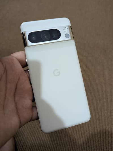 Google Pixel 8 Pro Gold Color Flagship-iphone 16 PTA Waterpack
