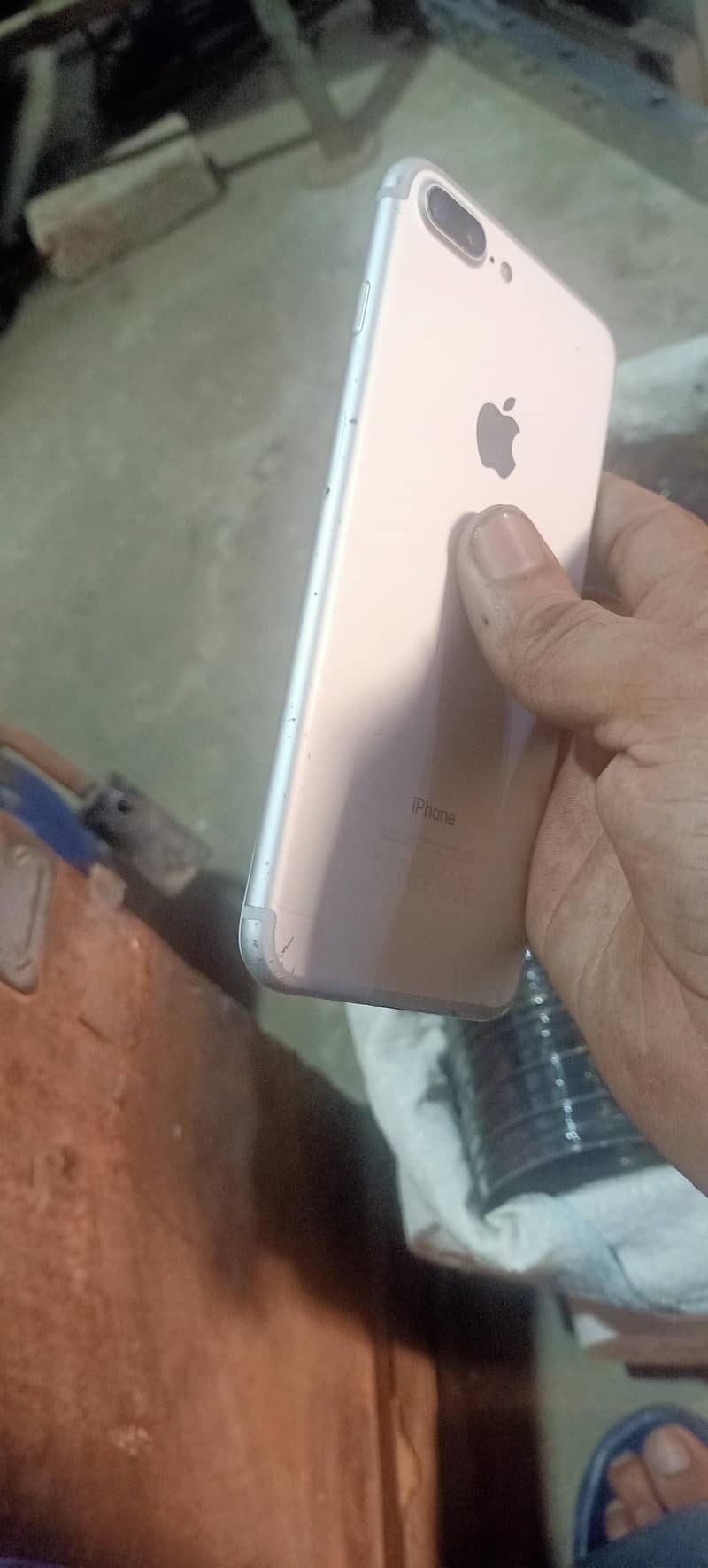 Apple iPhone 7 Plus 3