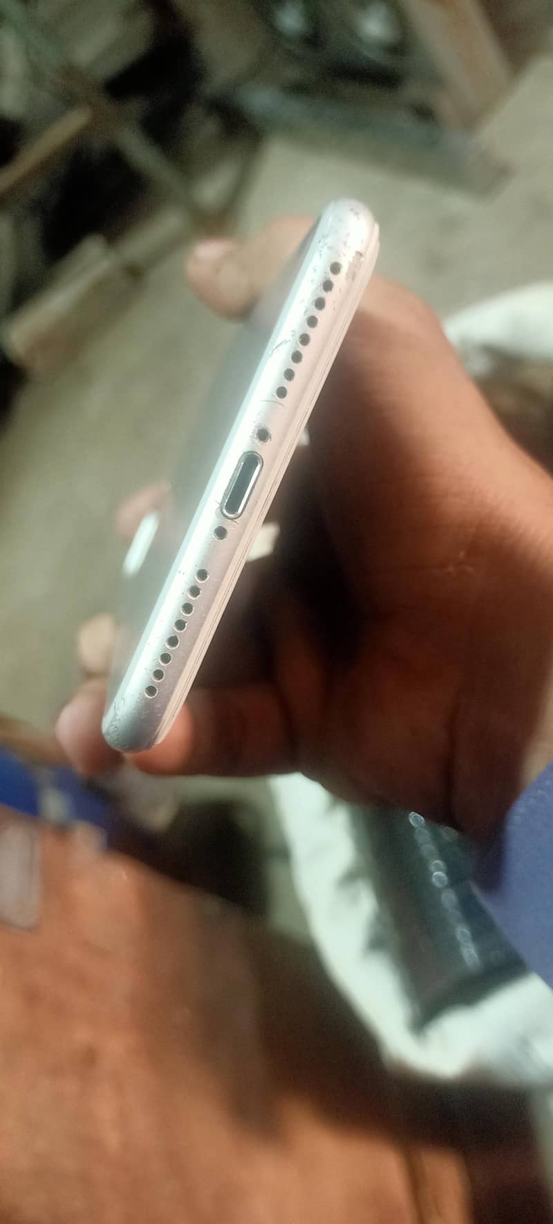 Apple iPhone 7 Plus 4