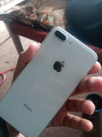 Apple iPhone 8 Plus
