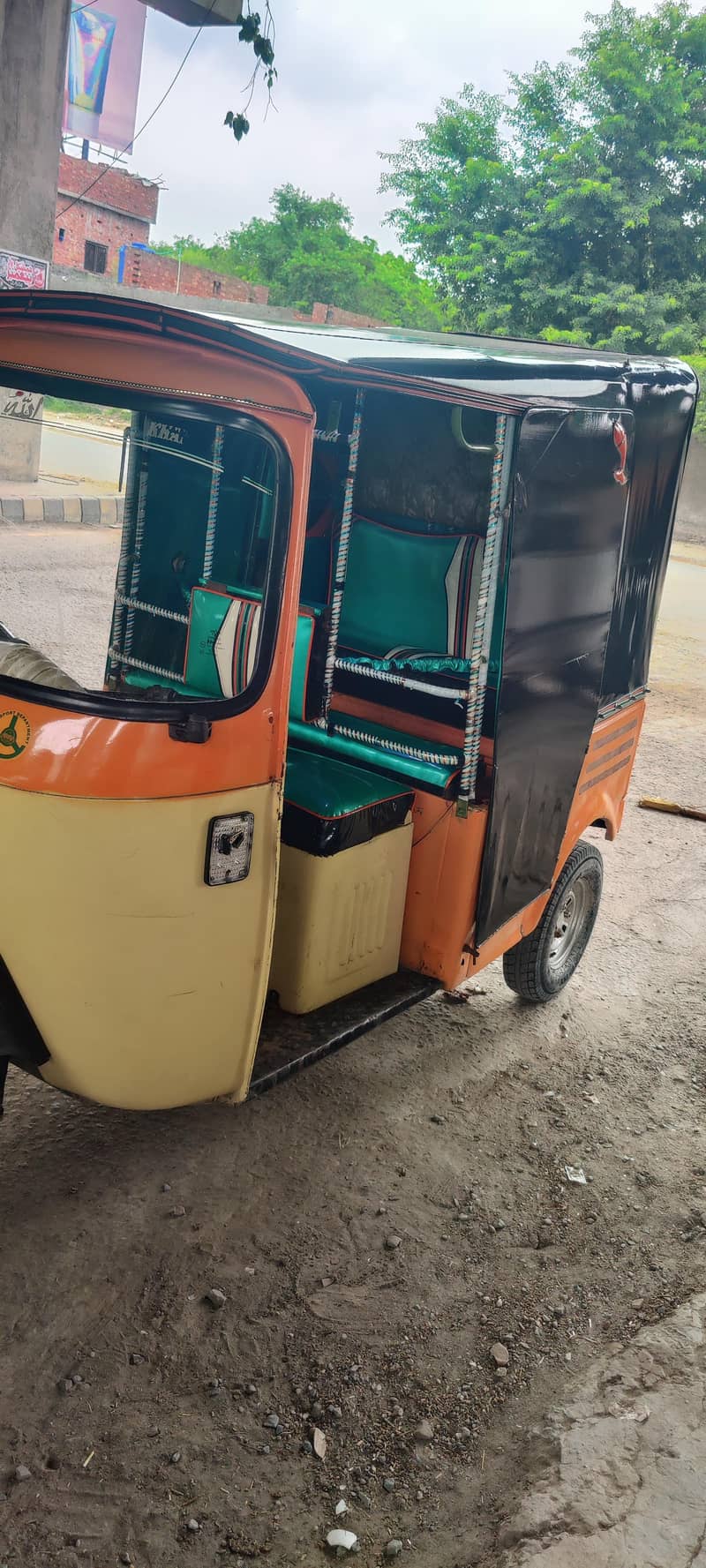 AUTO RICKSHAW 1