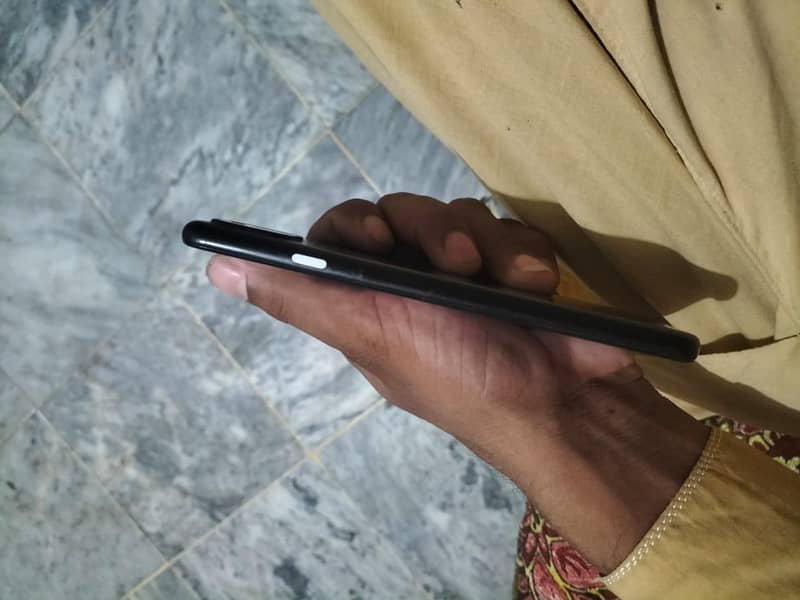 Google Pixel 4a 4