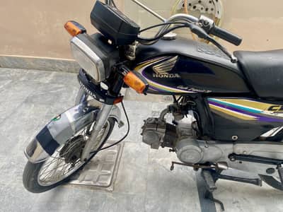 Honda cd70 model 2015 condition 10 by 9