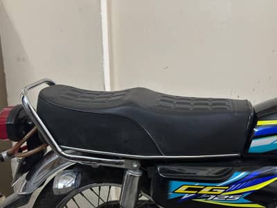 Honda 125 complete seat