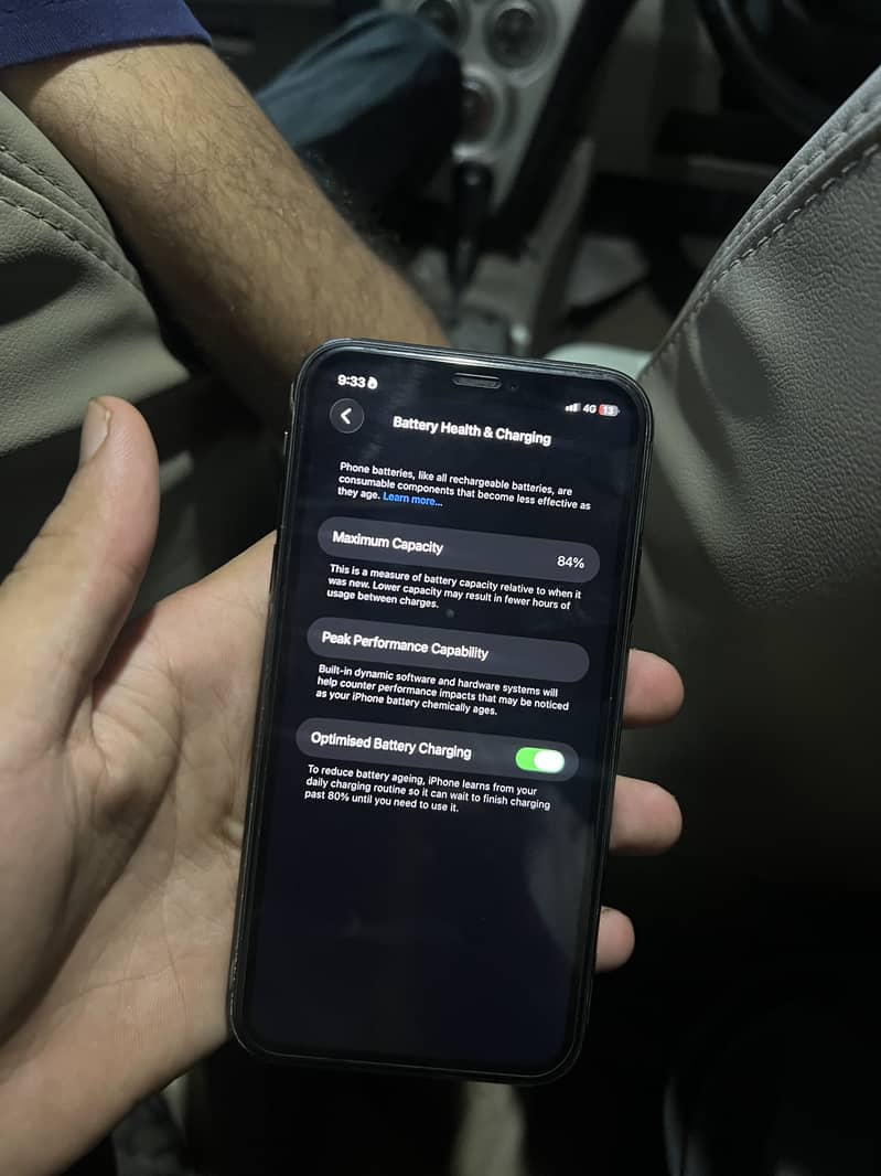 Apple iPhone 11 4