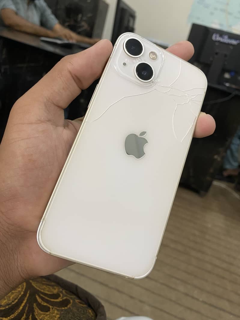 Apple iPhone 13 1