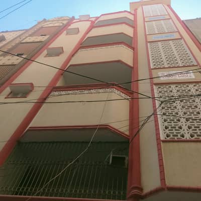 New 3 Bedrooms Flat For Sale Qayumabad