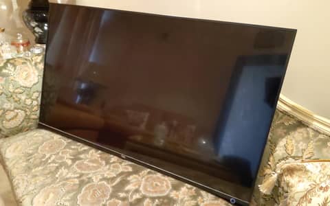 TCL 43"