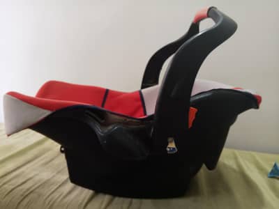 baby cot