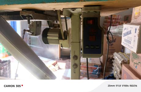 Overlock and peeko machine
