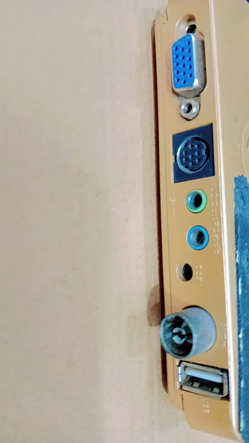 Dany tv device. 3