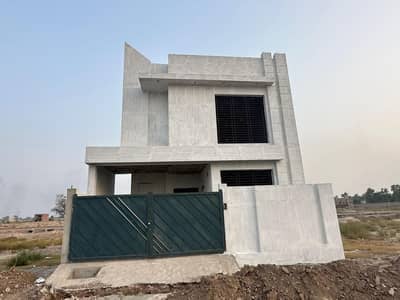 8 Marla Modern Design (Grey Structure)