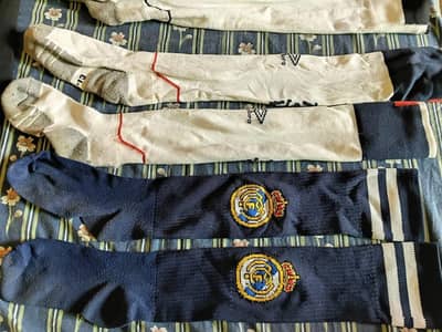 4 Pairs - Premium Football & Sports Knee-High Socks