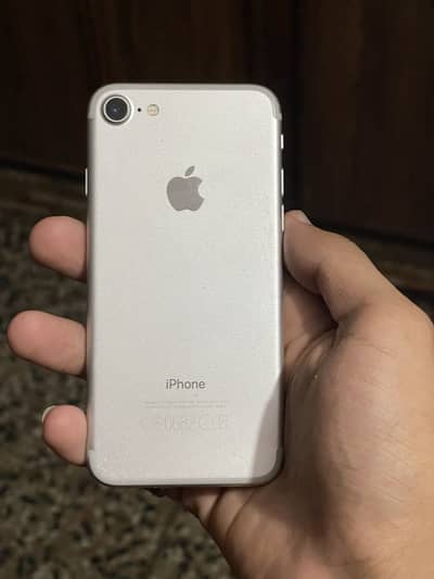 Apple iPhone 7