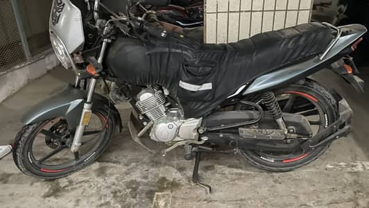 Yamaha YB 125Z-DX 2024 - 4900KM