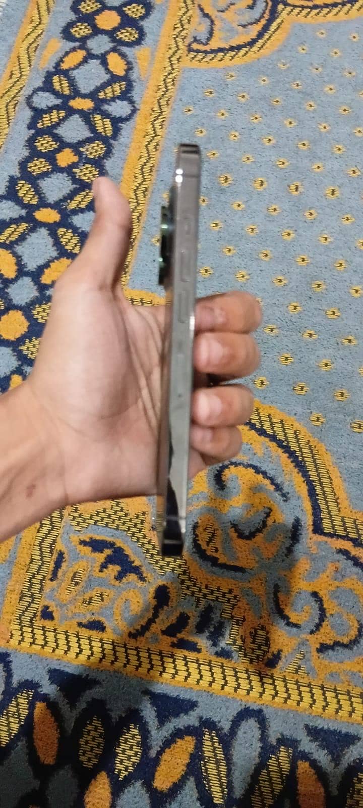 Apple iPhone 13 Pro 5