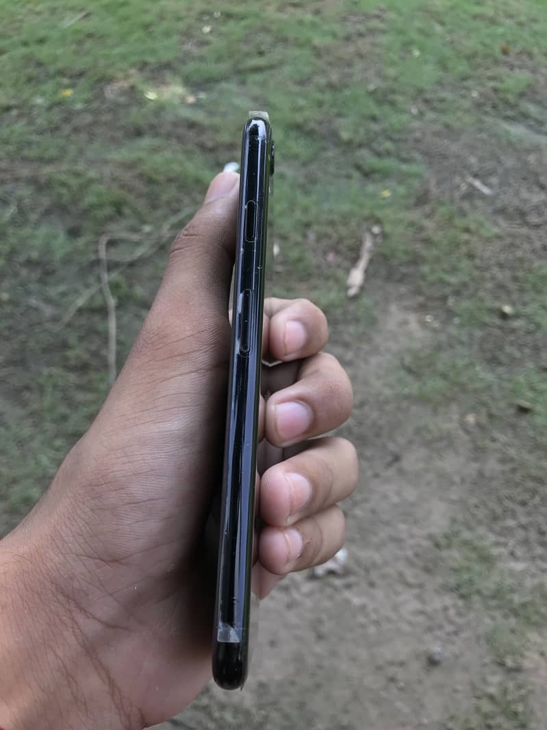 Apple iPhone 7 4