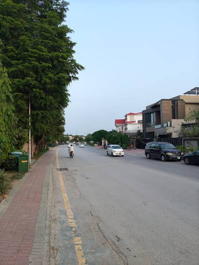 Luxury 2 Kanal Corner House for Sale Bahria Town Phase 6, Rawalpindi