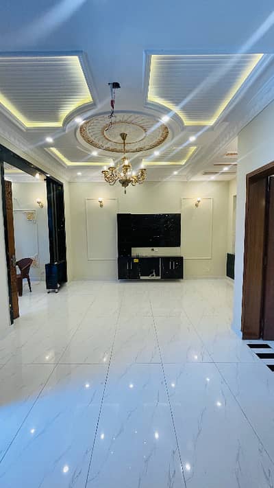 Jubilee Town 5 Marla Full House For Rent