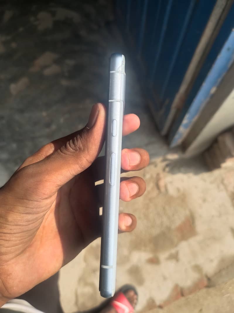 Google Pixel 7a 2