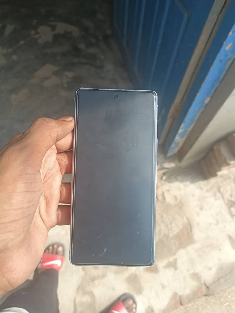 Google Pixel 7a 5