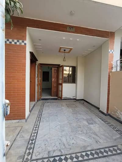 G 13 4.4 MARLA HOUSE AVAILABLE FOR SALE